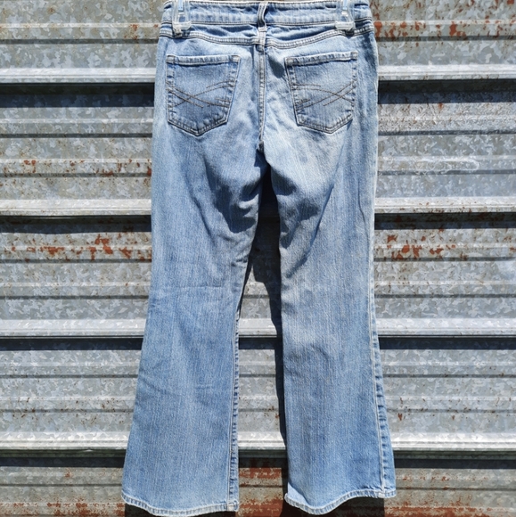 Aeropostale Stretch Flare Short Jeans - Picture 9 of 12